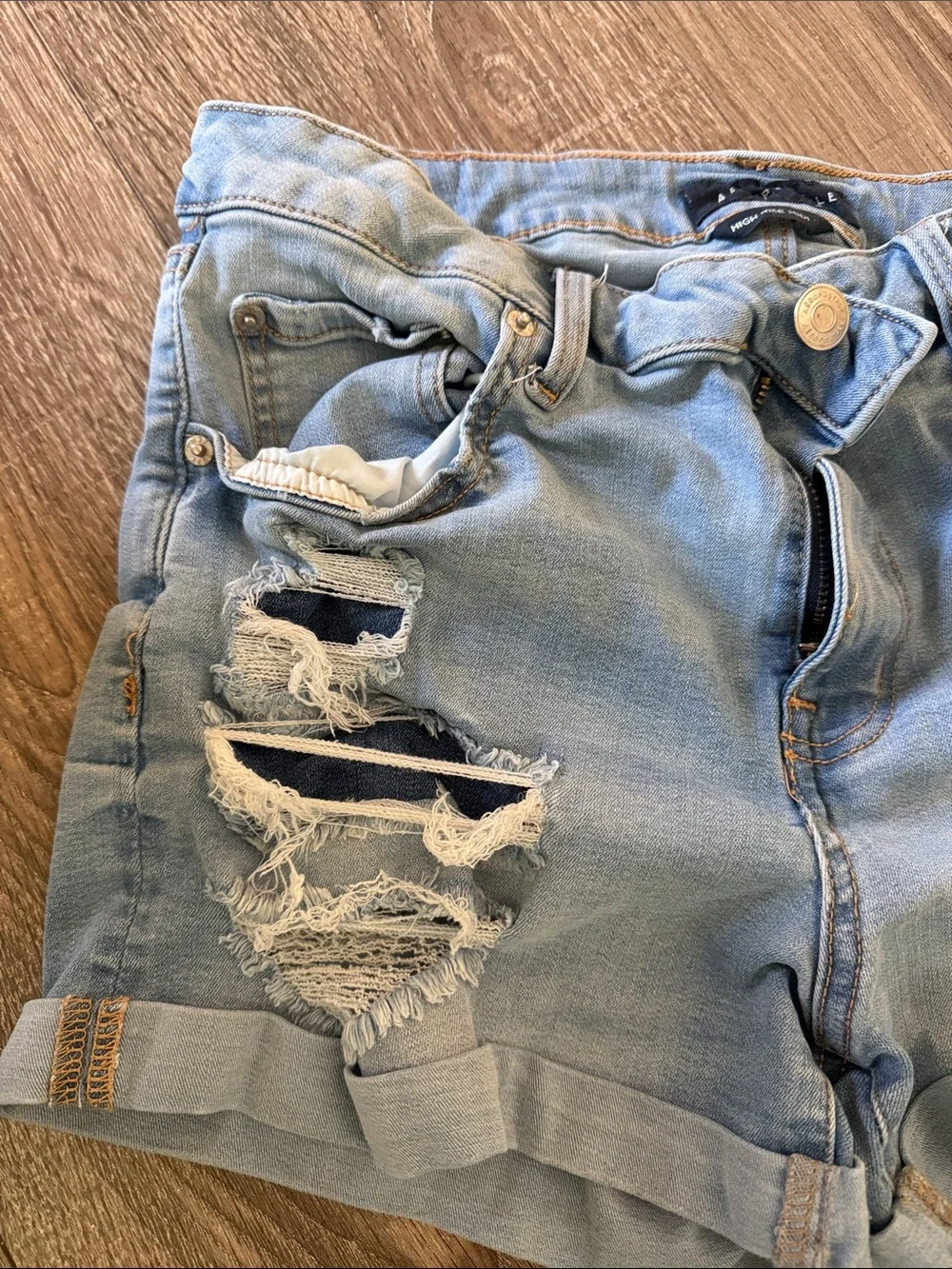 Aeropostale casual light